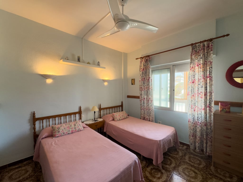 Apartamento en venta de 3 habitaciones con piscina en Denia - 15