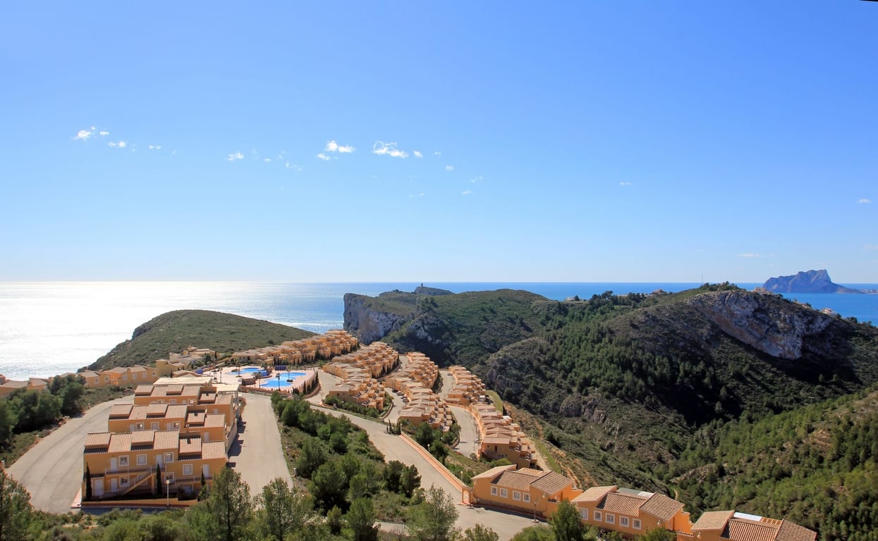 Property #RH20768 - 15