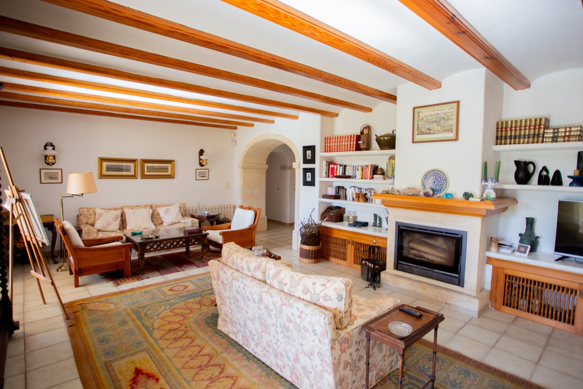 4-bed Villa in Jávea photo 8