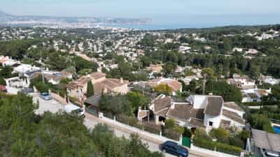 Property #AD 225 3