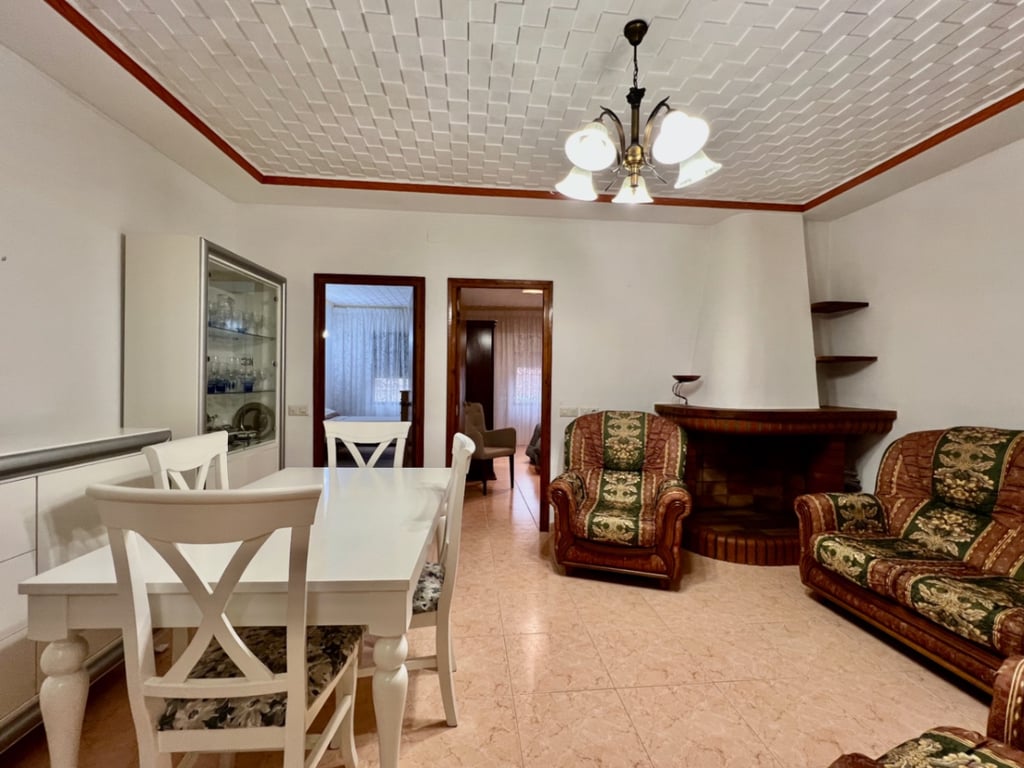 Amplio piso de 3 habitaciones en Pedreguer - 3