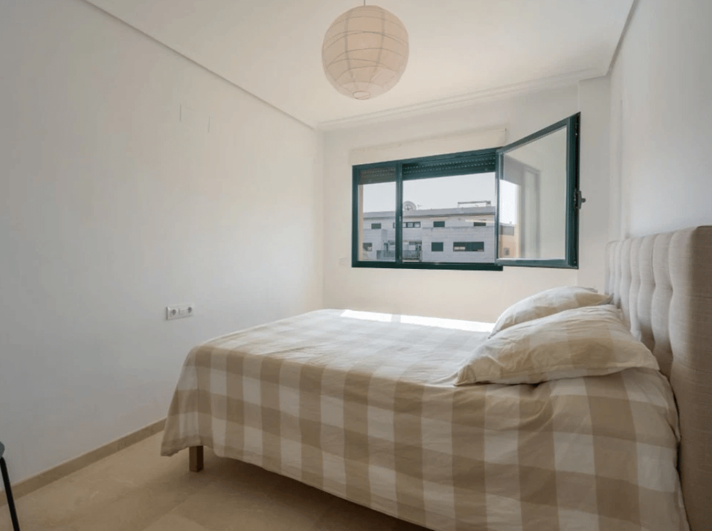 Property #RH21140 - 17