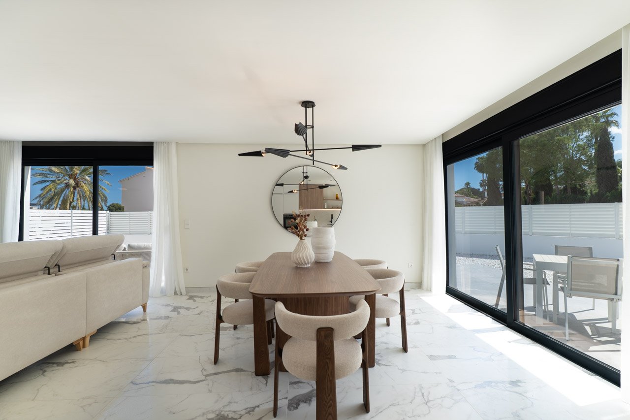 Villa de nueva construcción en Tossal Gross, Dénia — 3 dormitorios · 3 baños · Vistas al Montgó