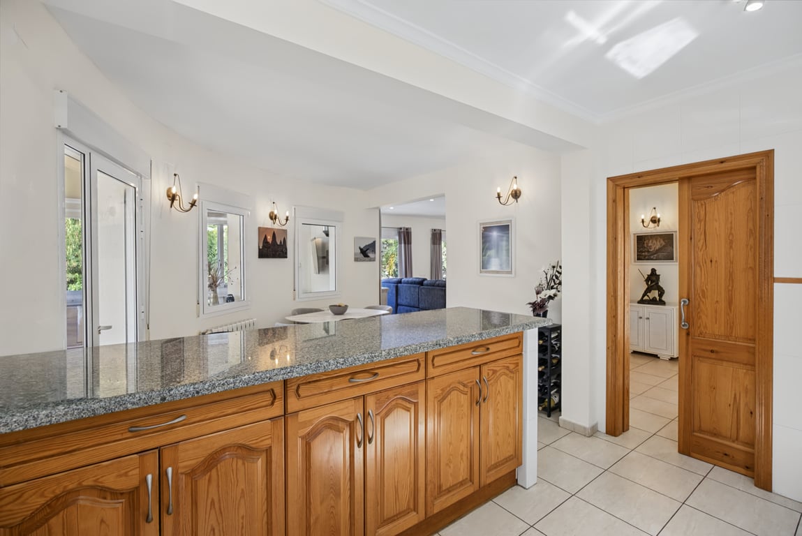 3-bed Villa in Jávea photo 13