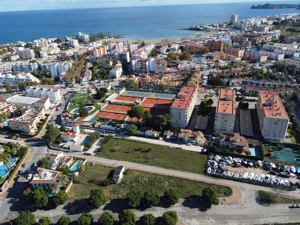 Solar estratégico para promoción de apartamentos en una de las zonas más demandadas de Jávea - 2