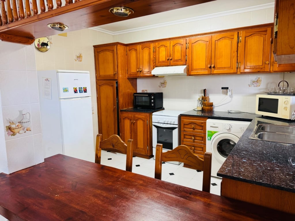 Dénia. Chalet amplio con vistas al mar en venta - 41