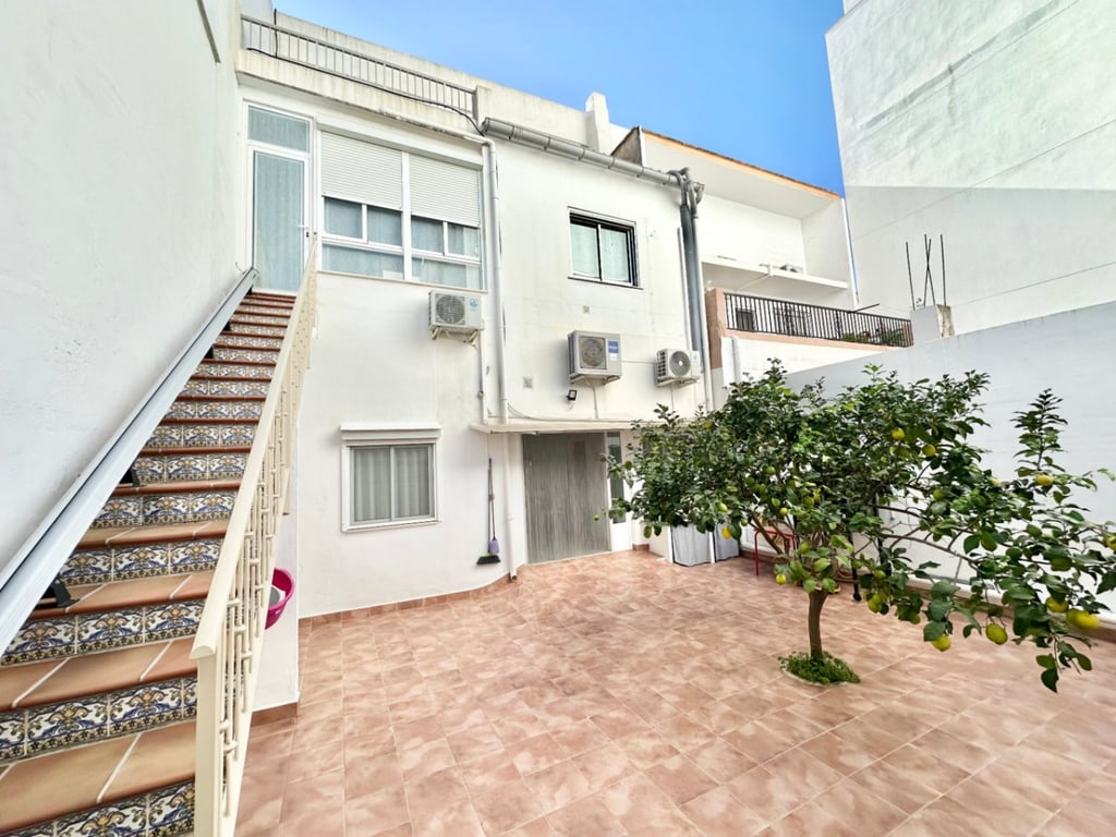 Casa de poble amb 2 habitatges independents a Pego - 38