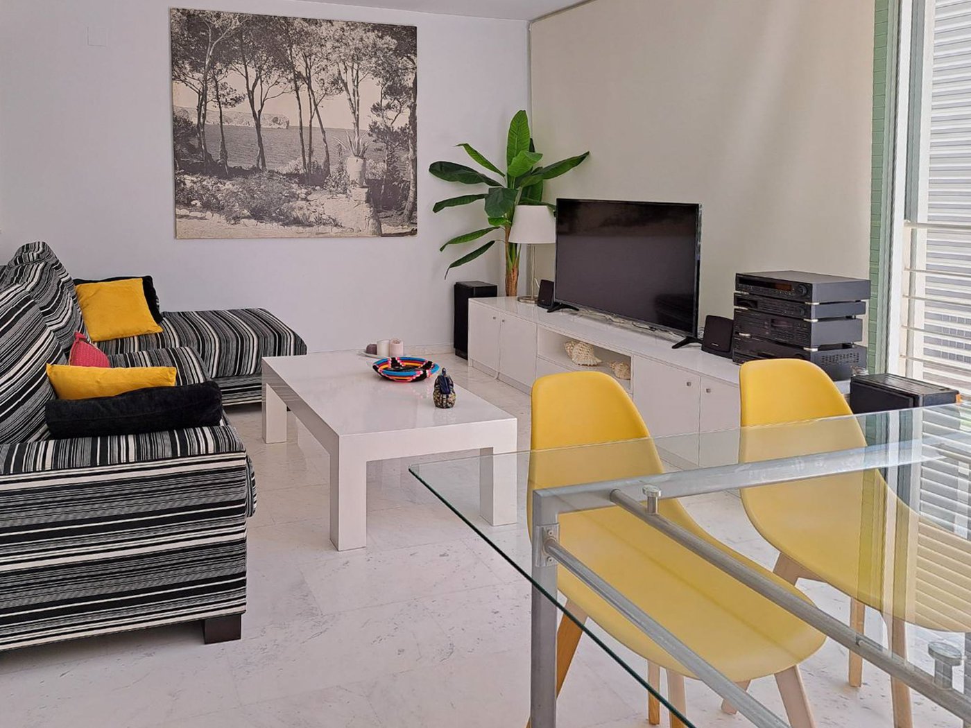 Ground-floor apartment near Jávea port — 1 bed, 1 bath — €355,000