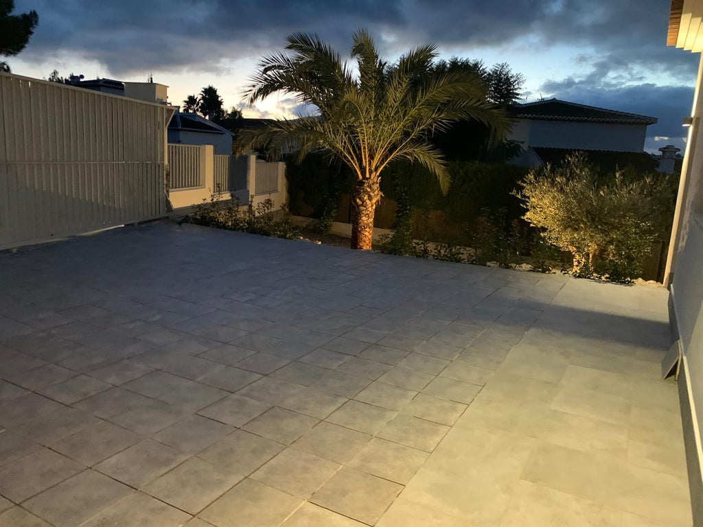 Vila de Luxe Moderna a Jávea | Vistes Impressionants del Montgó i Viure en un Sol Nivell - 8