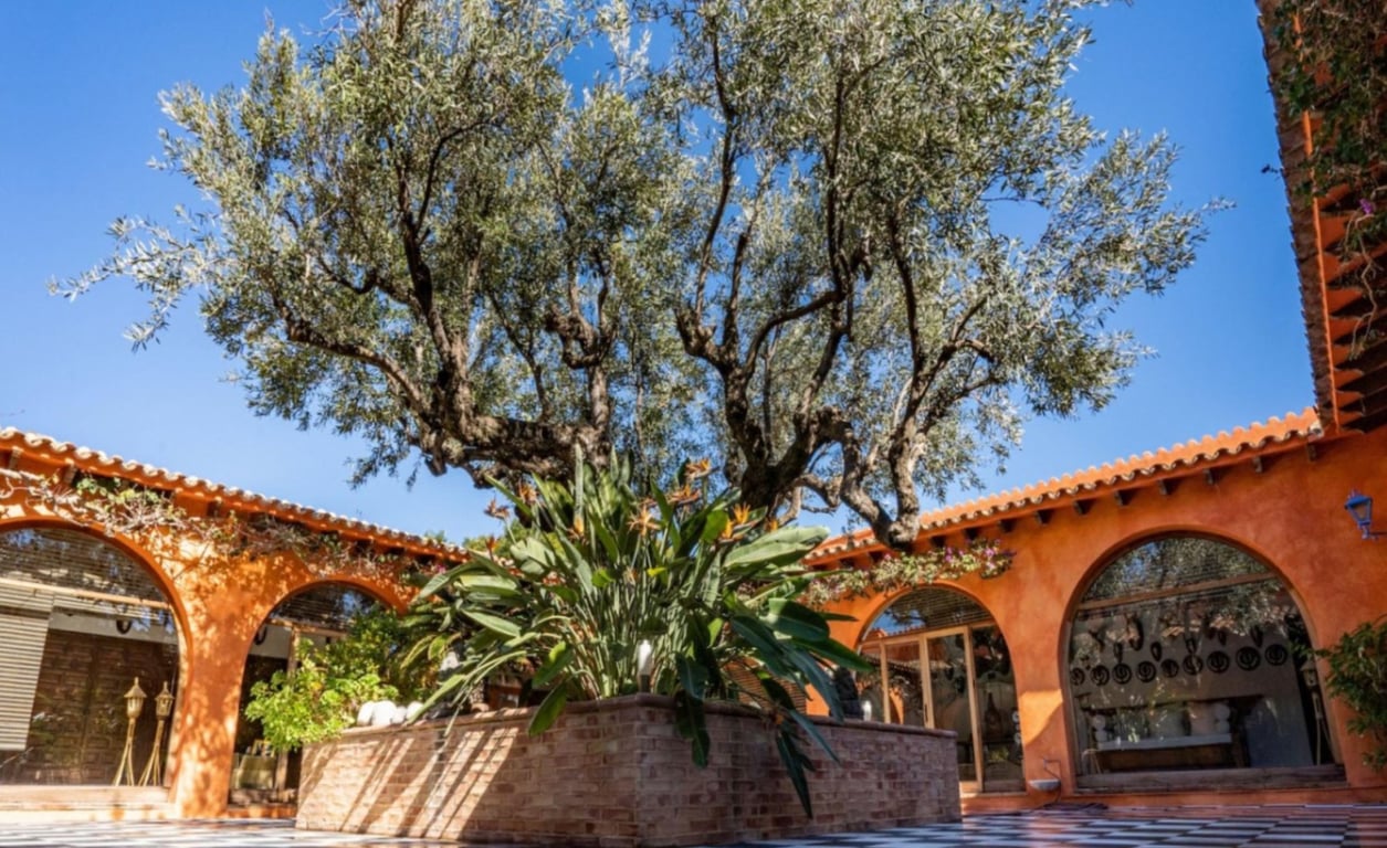 Property #RH21084 - 9