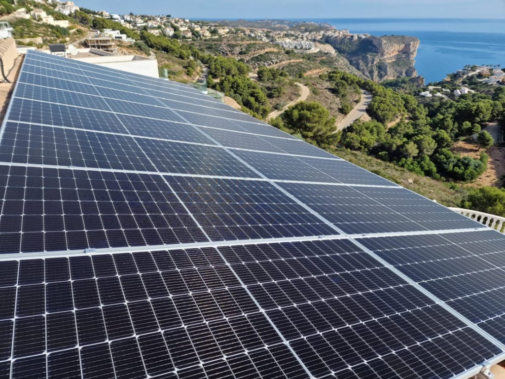 La Cima del Lujo Mediterráneo: Villa Energizada por Solar con Vistas al Mar Inigualables en Cumbre del Sol - 31