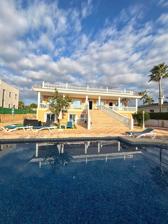 Property #RH20394 - 27