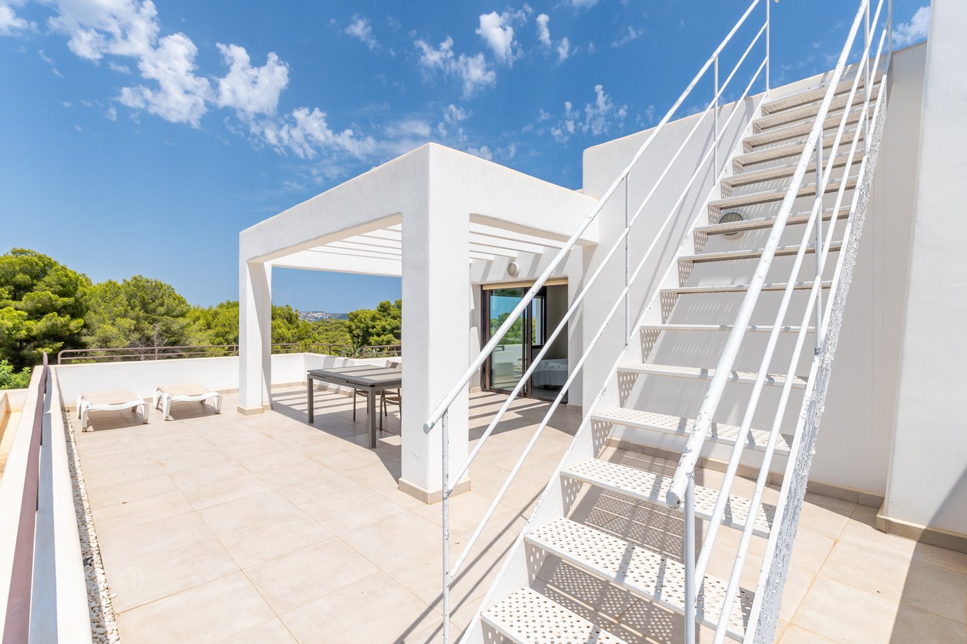 Modern detached villa with heated pool in El Portitxol, Jávea