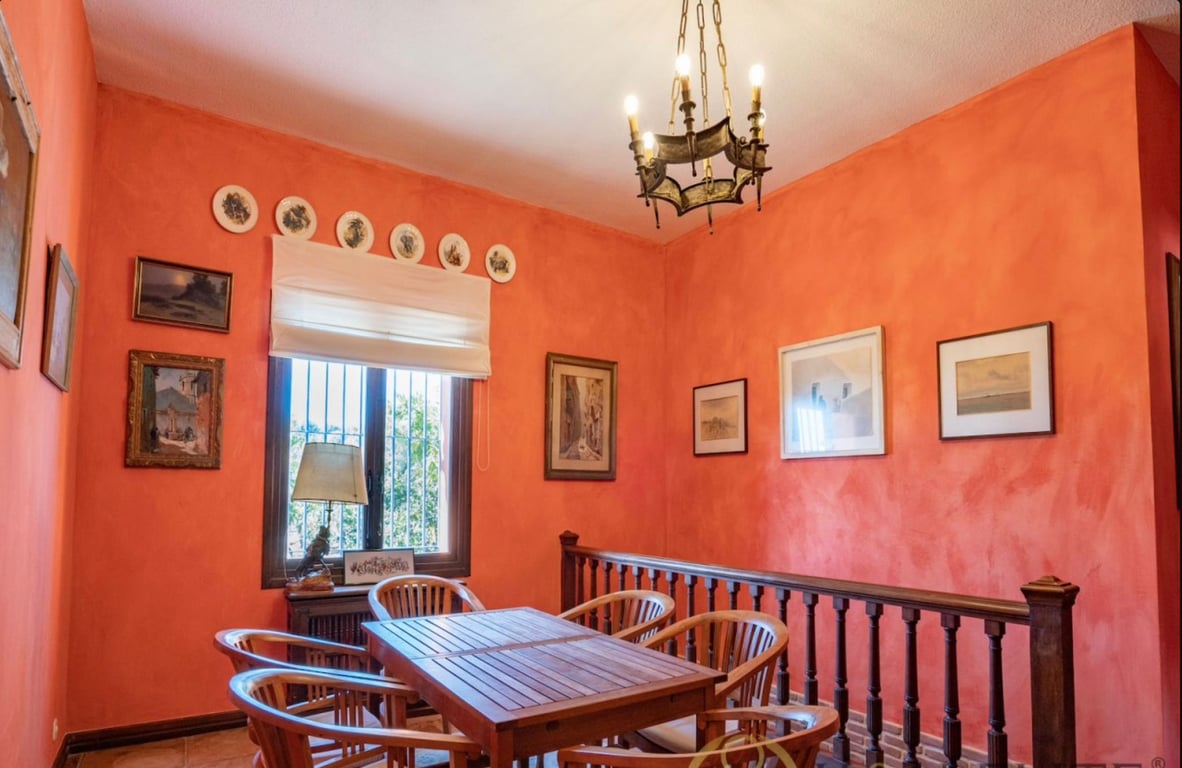 Property #RH21084 - 25