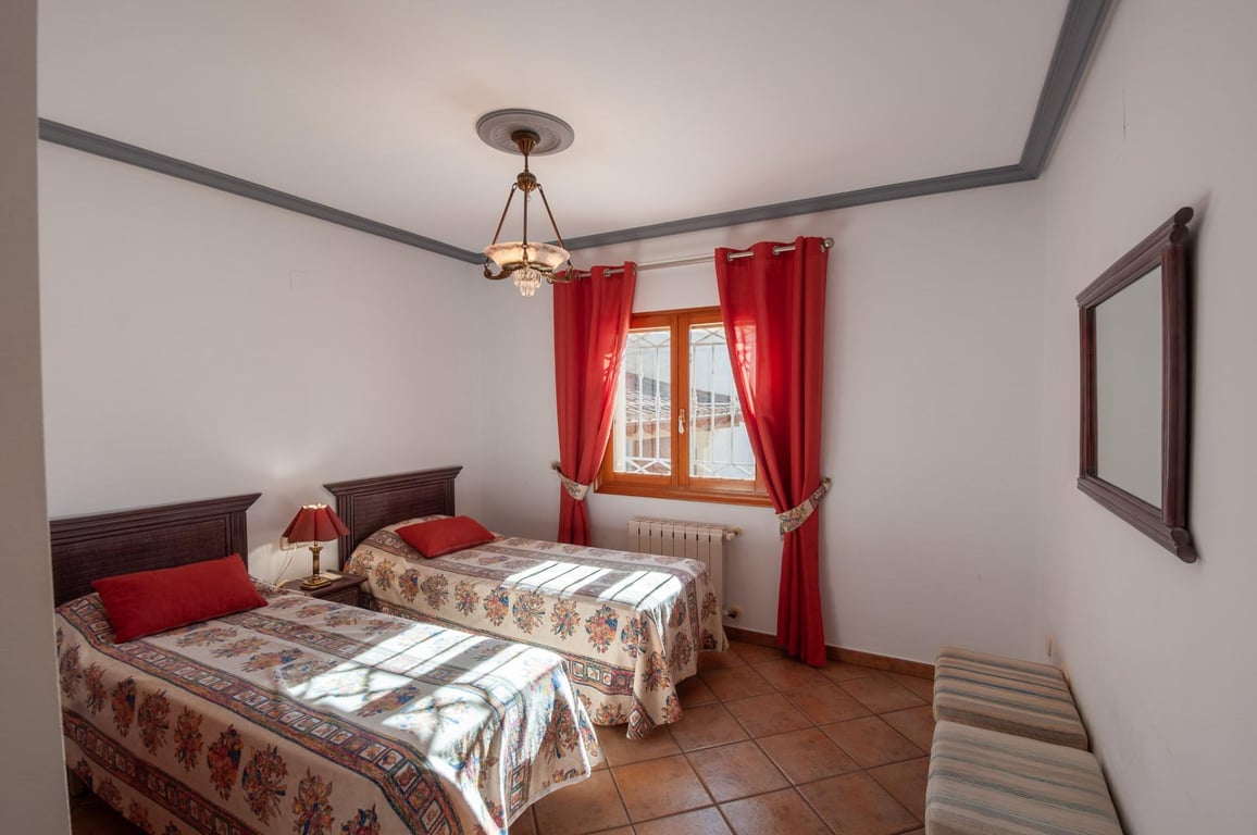 Property #RH21192 - 21