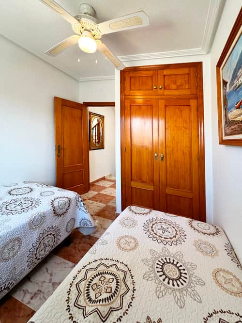 Rijwoning met 2 slaapkamers in Orihuela Costa — foto 19