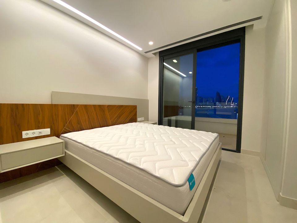 Ultimo duplex en venta en 1 linea de playa de Benidorm - 10