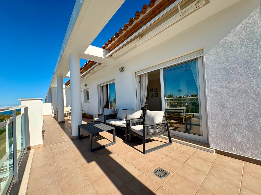 Property #RH20409 - 15