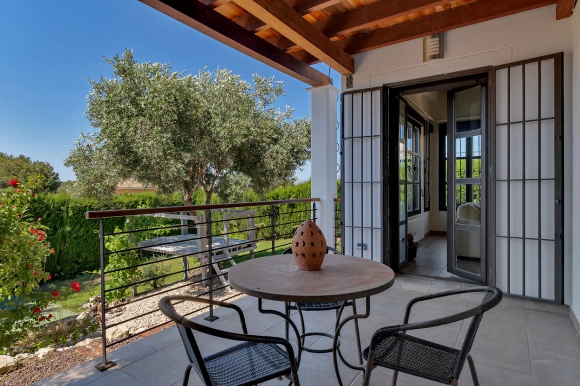 Impresionante Villa a la venta en Jávea, con piscina interior y exterior - 30