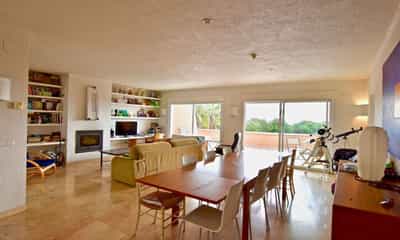 Property R4128916 1