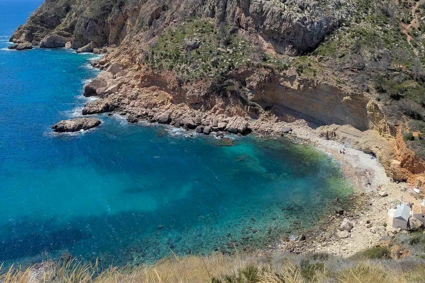 Villa moderna con vistas panorámicas al mar en El Tesoro, Moraira — €2.300.000