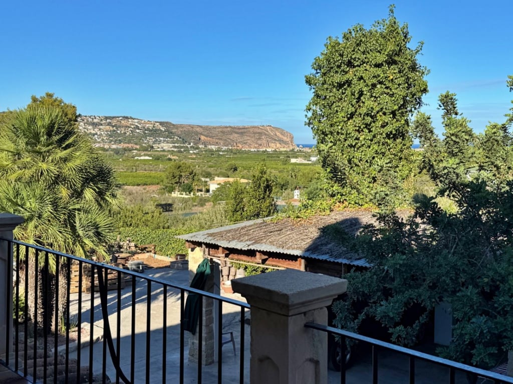 DHJV329 - Verkoop. Villa in Javea