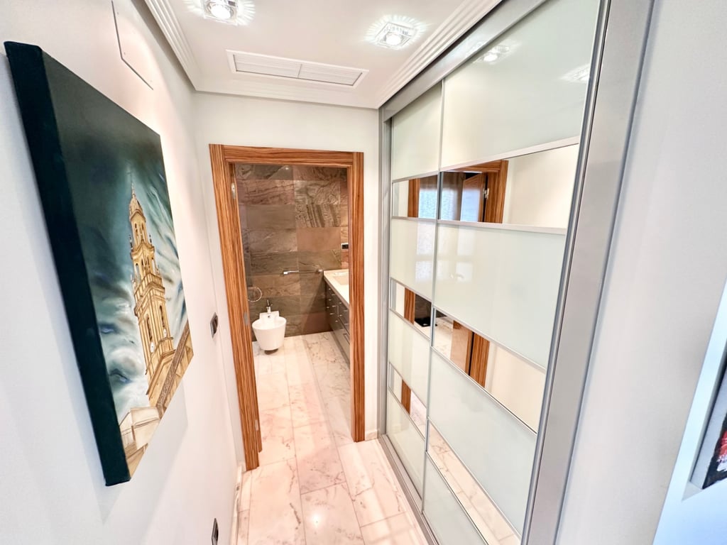 Espai, Llum i Disseny en una Casa Única a Pego - 24