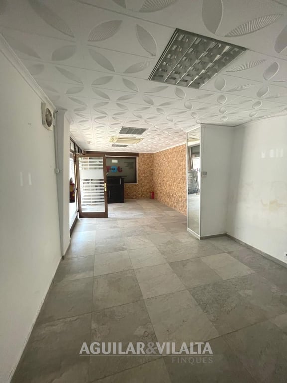LOCAL COMERCIAL DE 41 M² UTILES