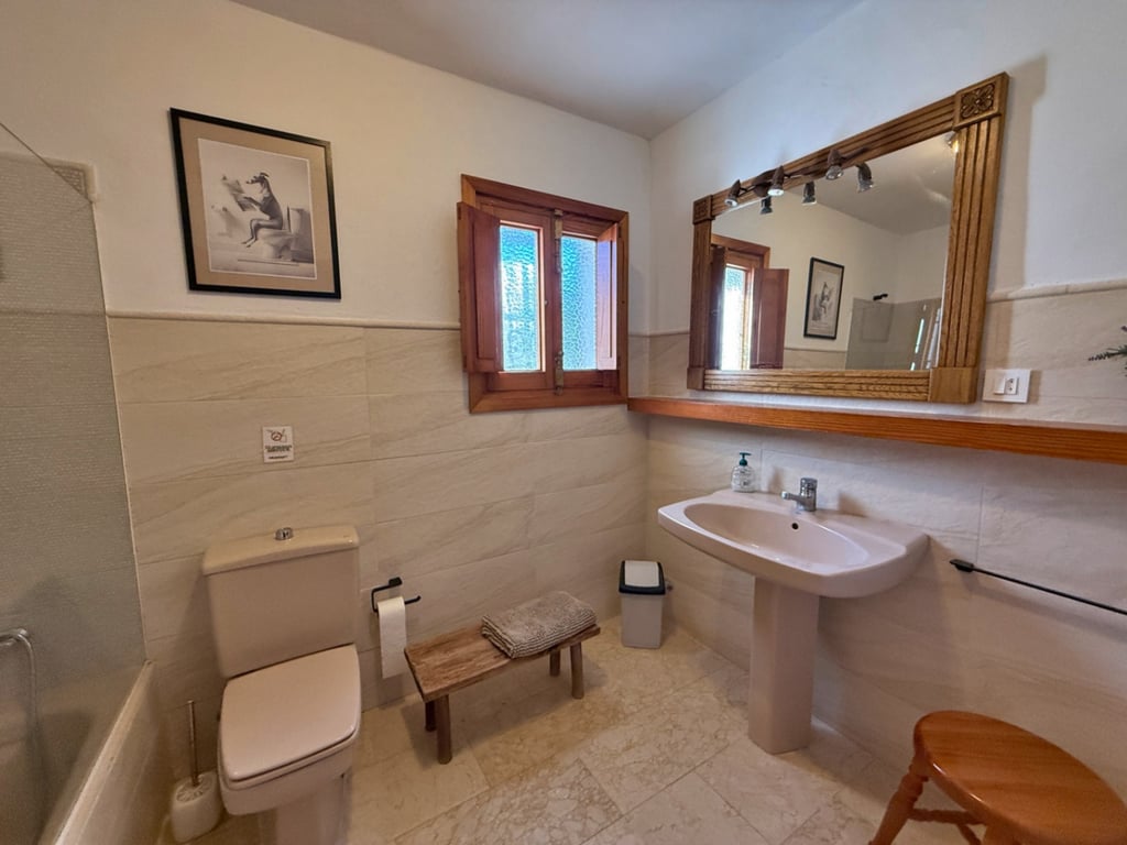 Property #RH20684 - 15