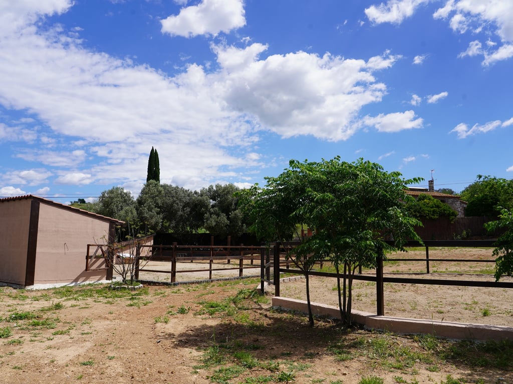Masía con piscina, zona ecuestre y gran parcela en Granollers - 25