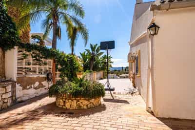 Property R4293706
