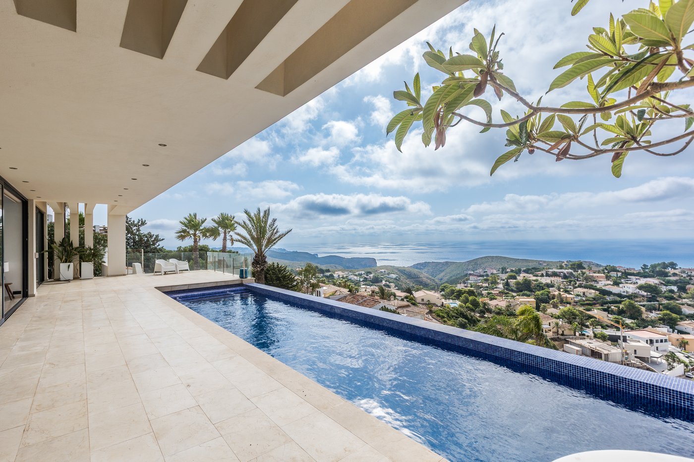 Luxury Contemporary Villa with 180° Panoramic Sea Views to Ibiza and Formentera