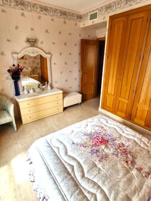 Property #RH20354 - 15