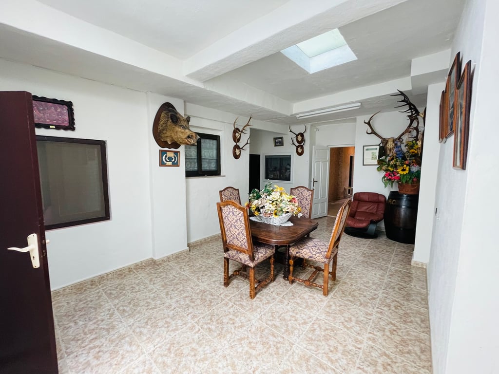 Pedreguer. Casa de campo amplio con piscina en venta - 46