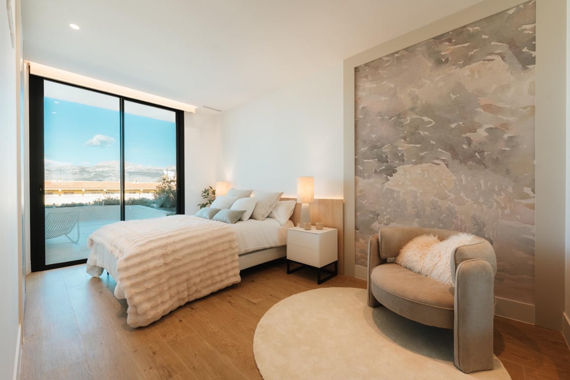 Property #RH21336 - 18