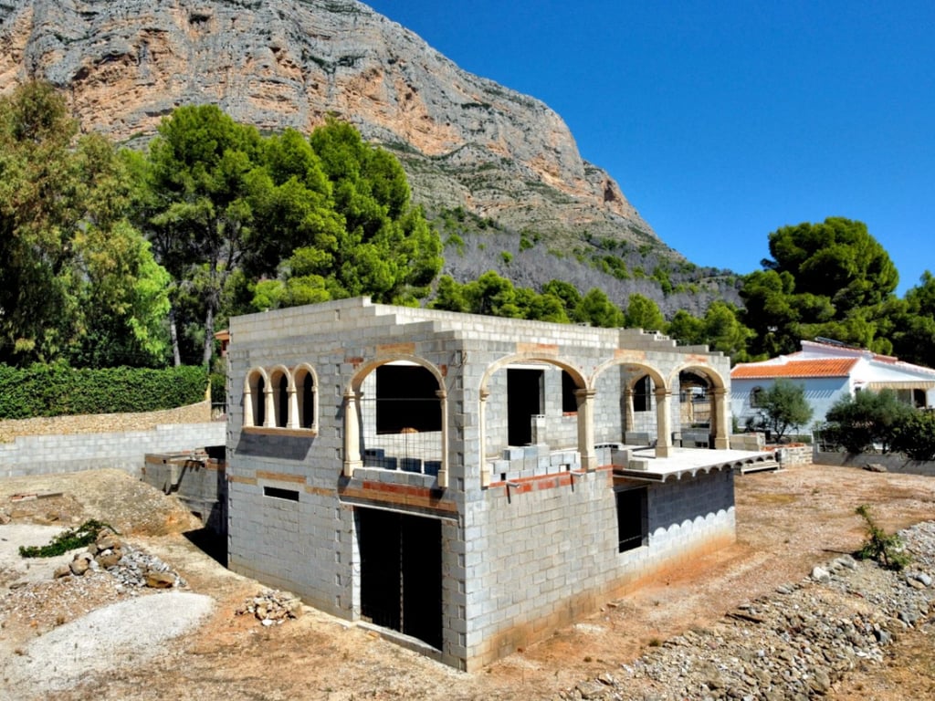 Propiedad con gran parcela, con una construcción para finalizar, en una demandada zona de Jávea - 34