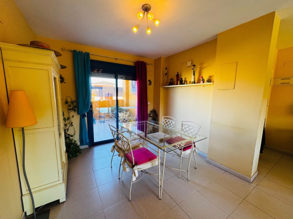 Ático  dúplex de 4 habitaciones en Marinas Km1-Zona Club de Tenis - 4