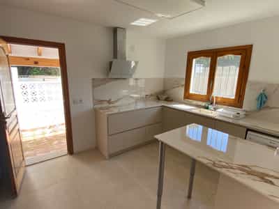 Property R4672147