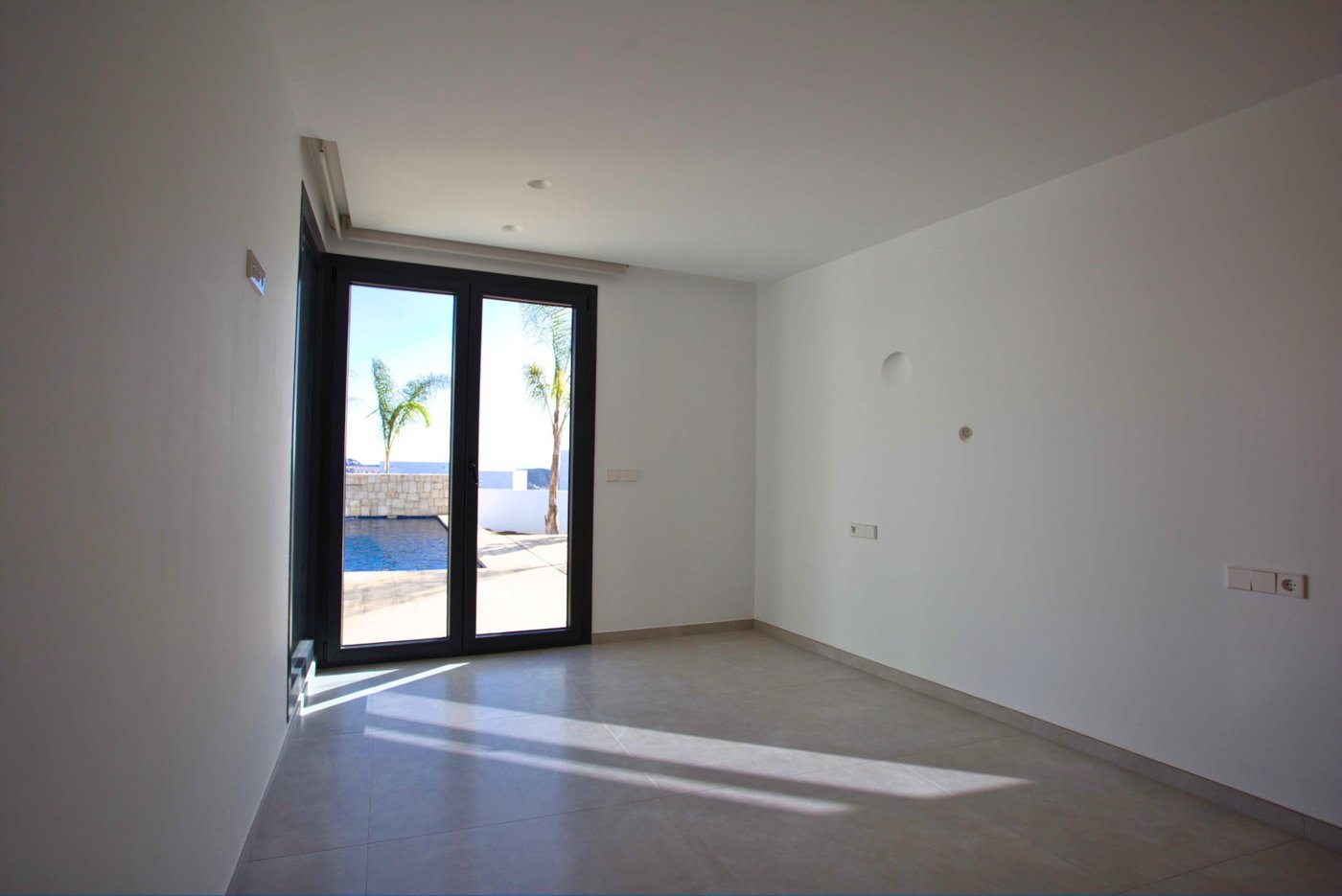 Villa Cascade — New 3-bedroom villa with panoramic Mediterranean Sea views