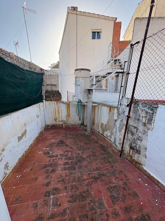 CASA DE PUEBLO PARA REFORMAR - 26