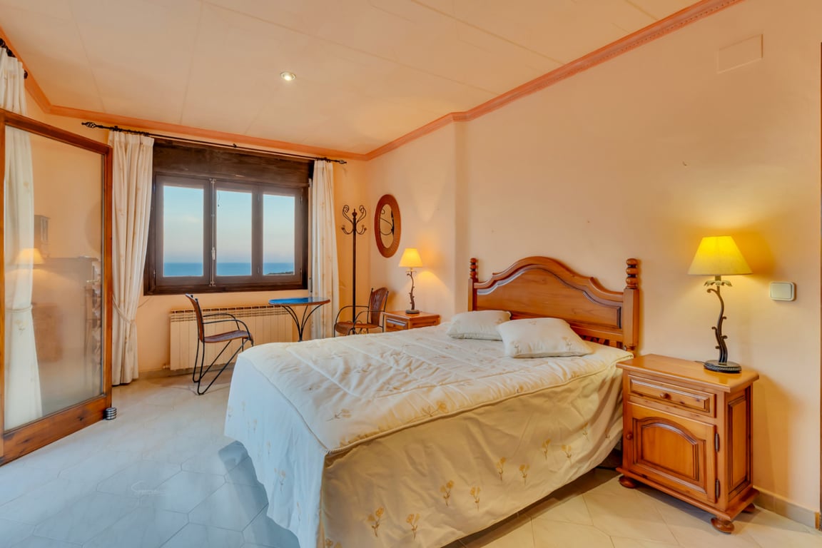 Villa a la venta con impresionantes vistas al mar - 26