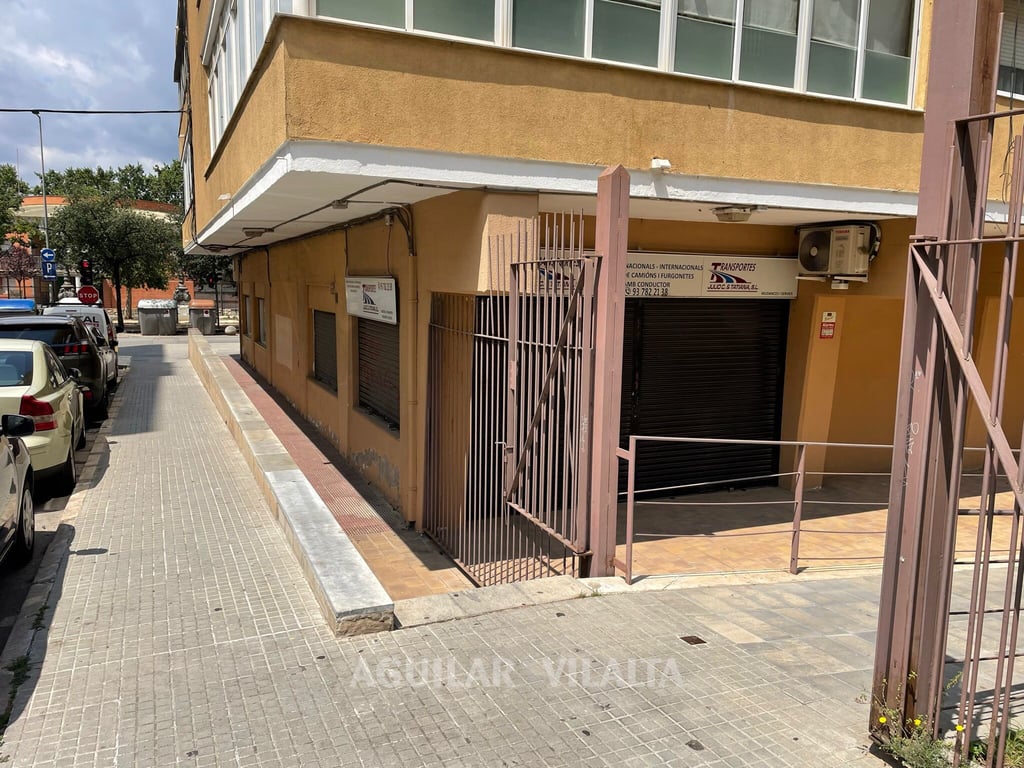 LOCAL COMERCIAL DE 41 M² UTILES - 8
