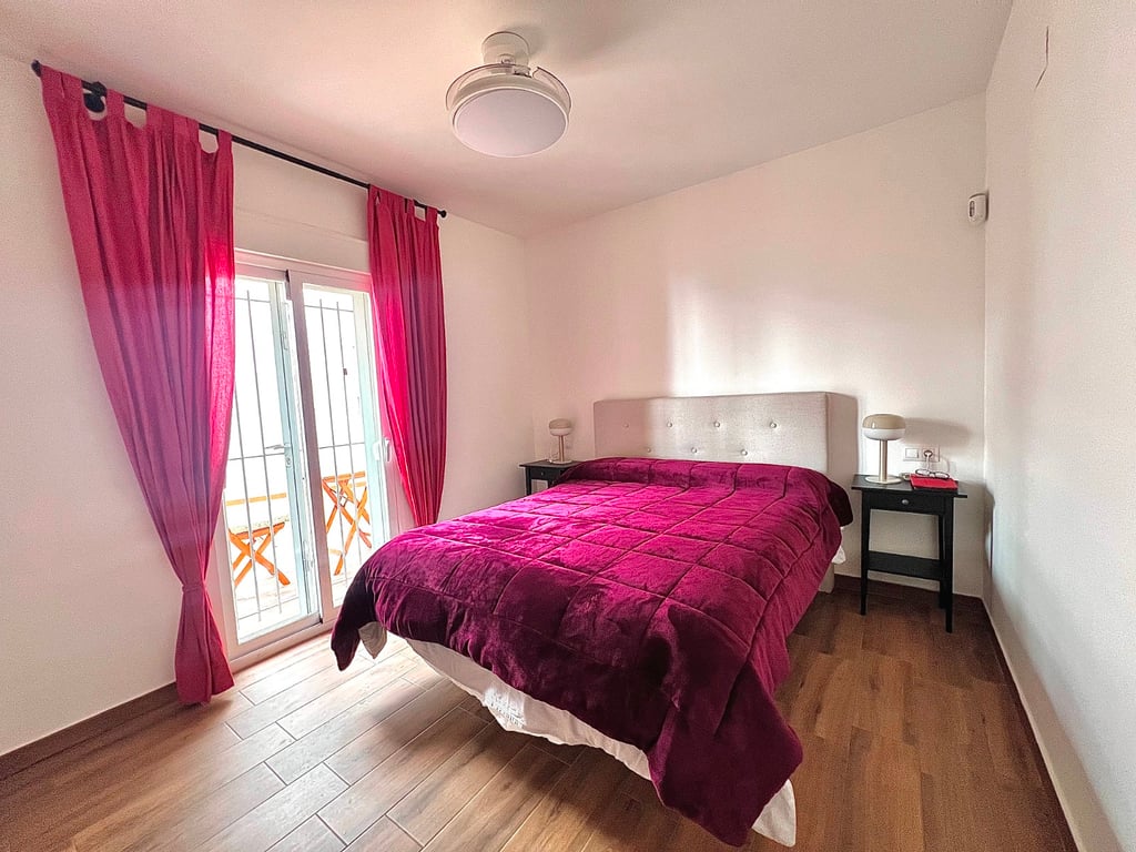 Property #RH21274 - 8