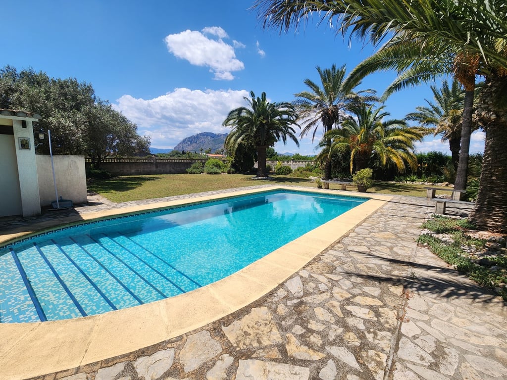 Villa
             en venda a Els Poblets - 2