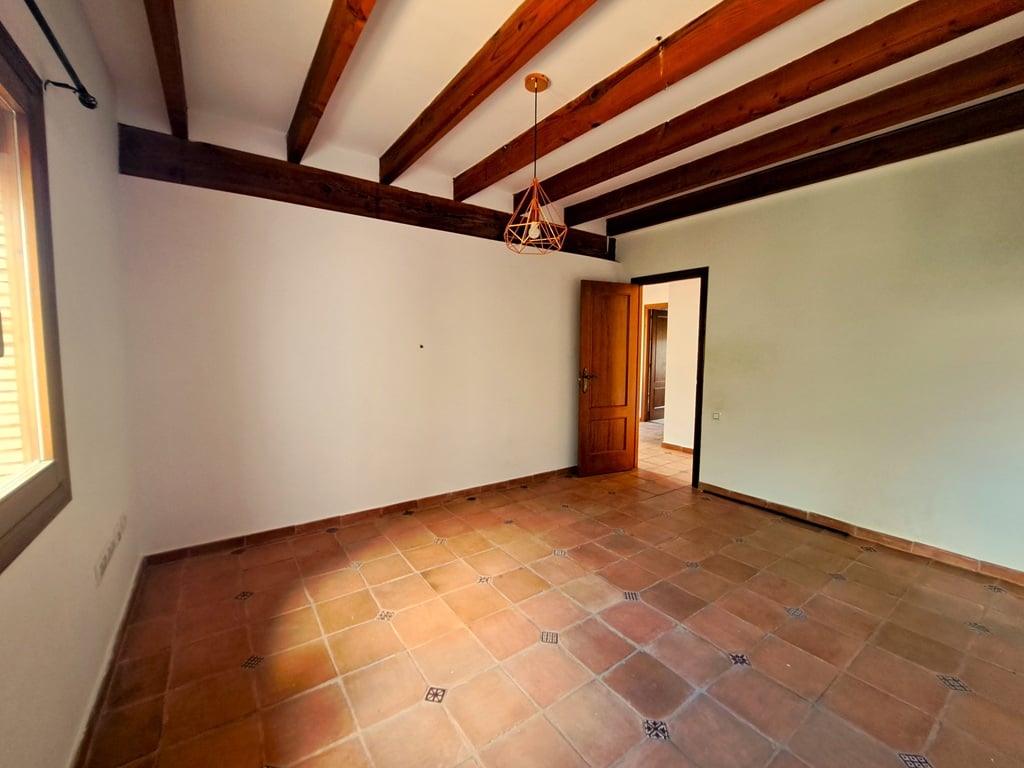 Villa familiar con piscina en venta en Orba - 43