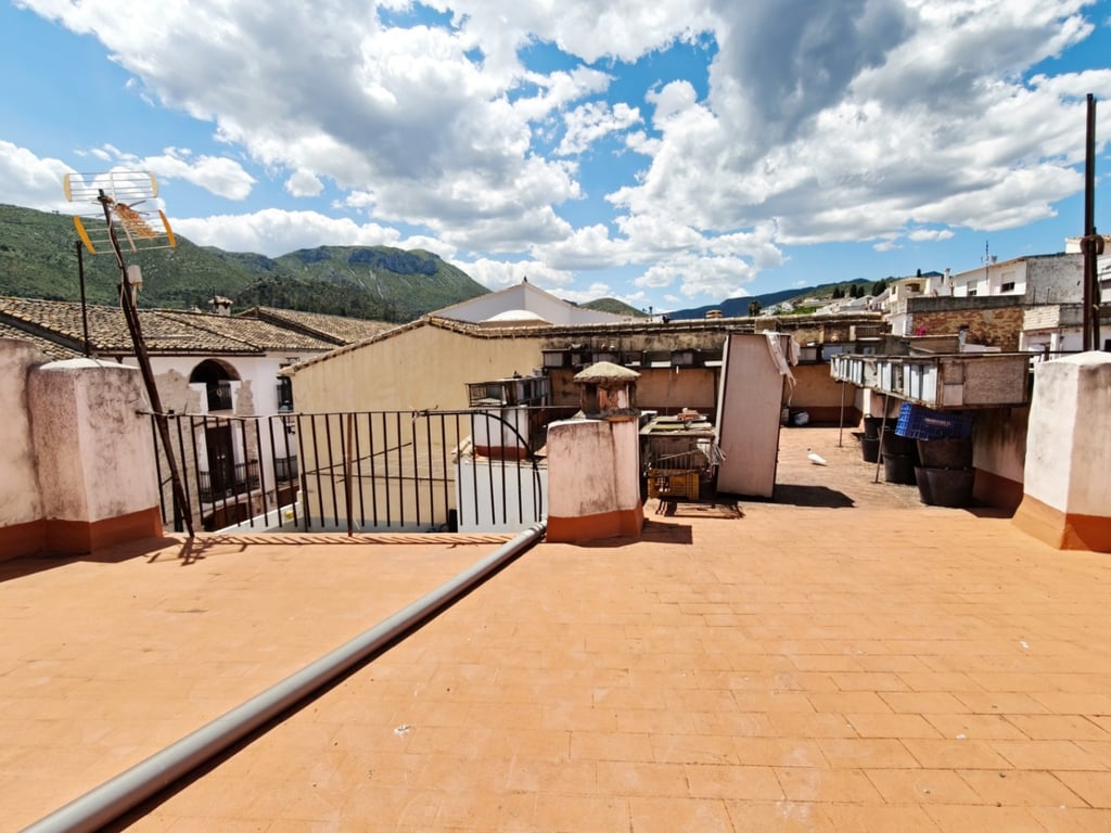 Discover Your Dream Home