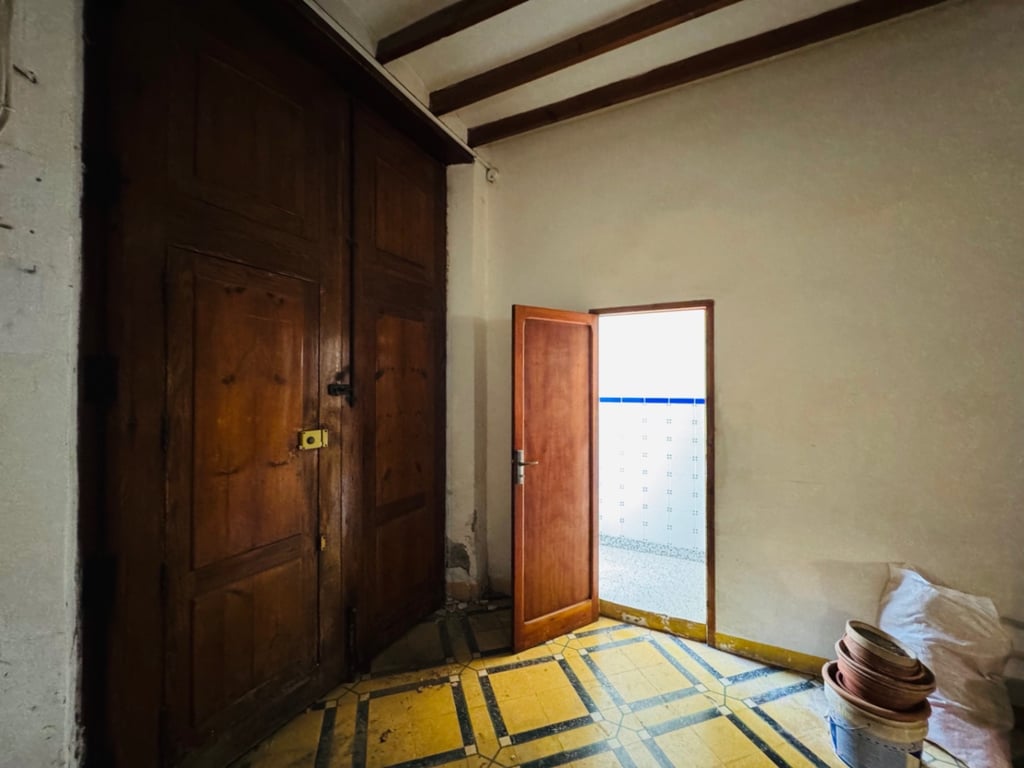 Casa de dos plantas en el centro de Orba (Alicante) - 32