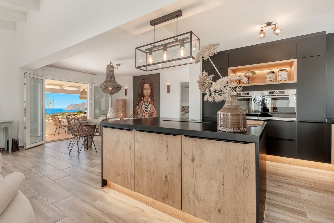 Villa renovada con vistas al mar y al Peñón de Ifach — San Jaime (Moraira/Benissa)