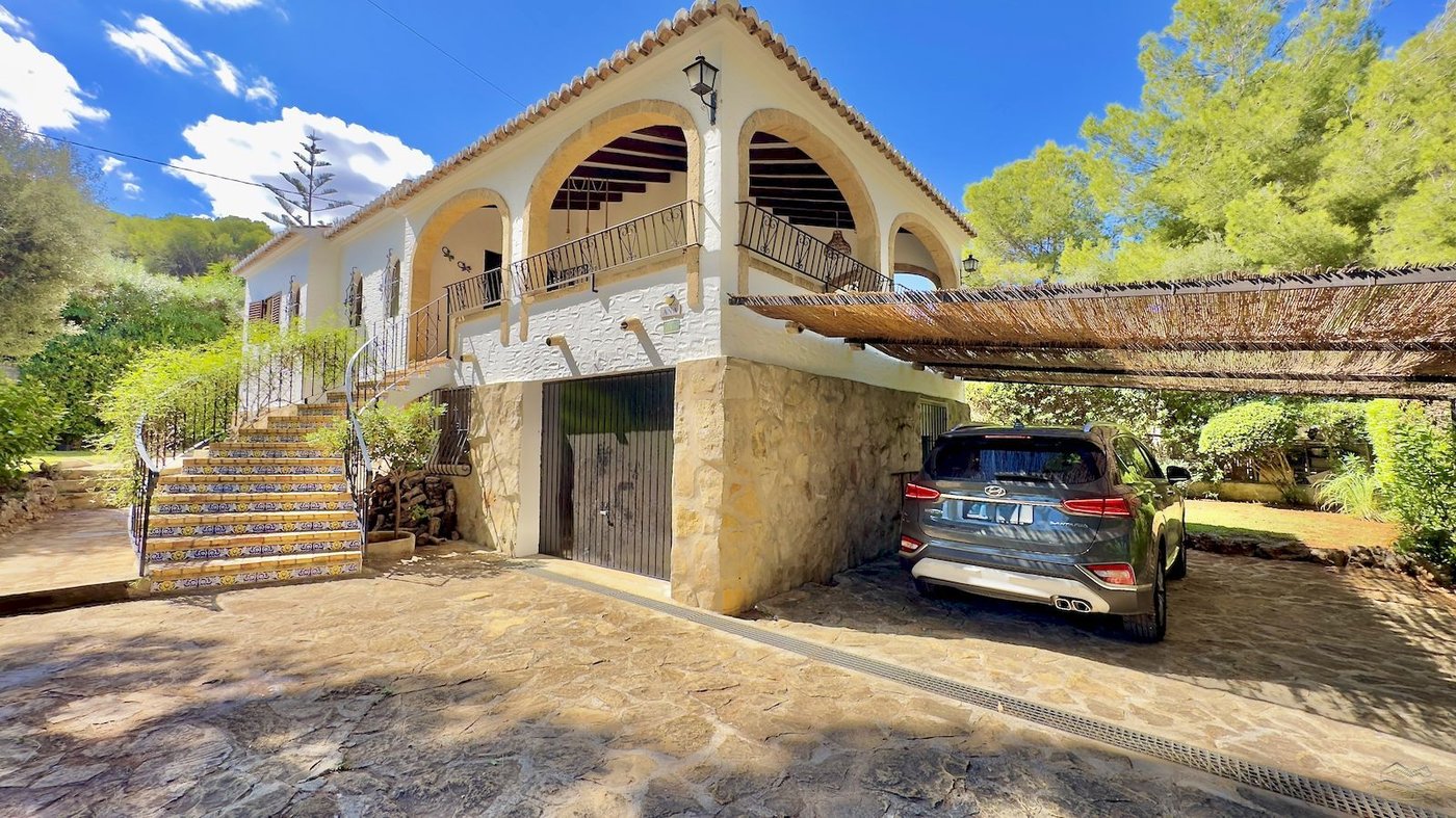 Cap Martí Villa — 6‑Bed Villa with Private Pool in Jávea/Xabia