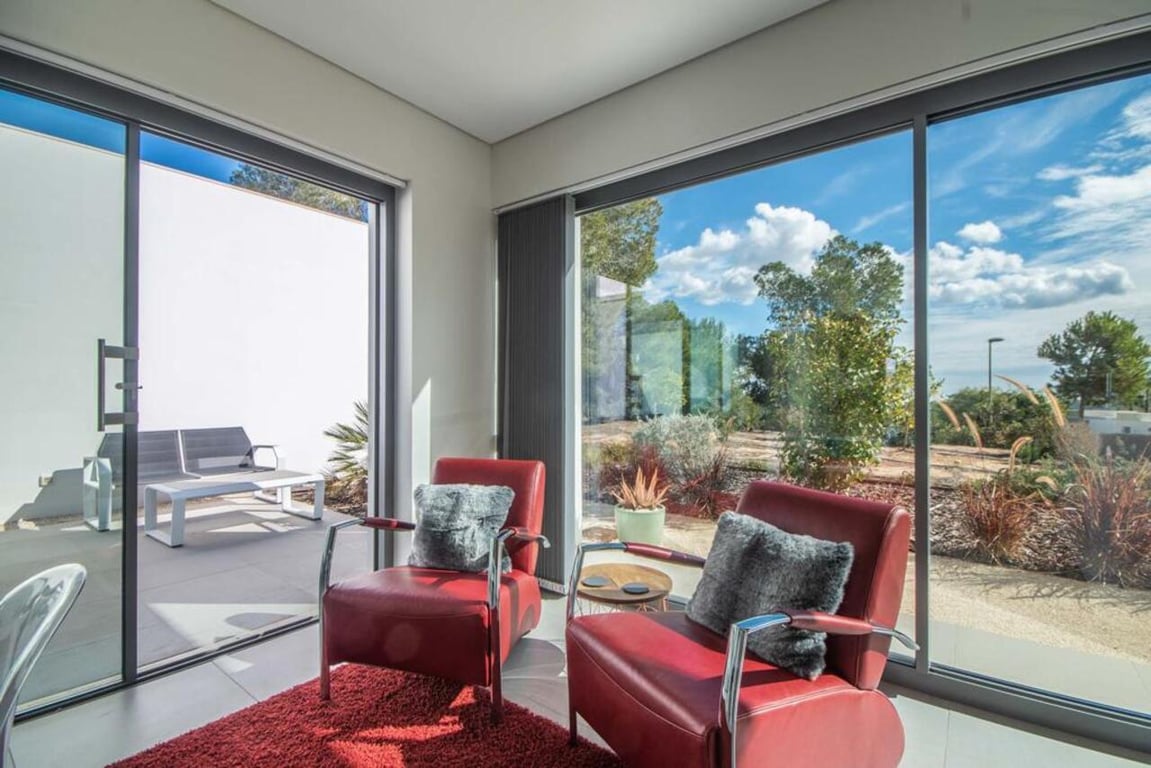 Property #RH20506 - 5